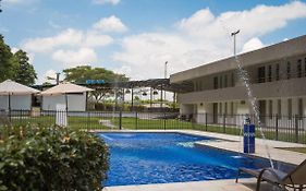 HOTEl PALO GRANDE CF PEREIRA